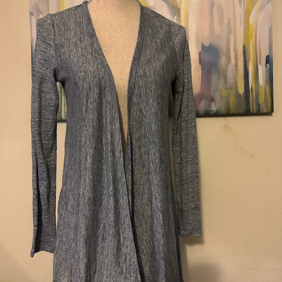Tahari Sweaters - EUC Tahari XS cardigan dark grey with two front pockets
